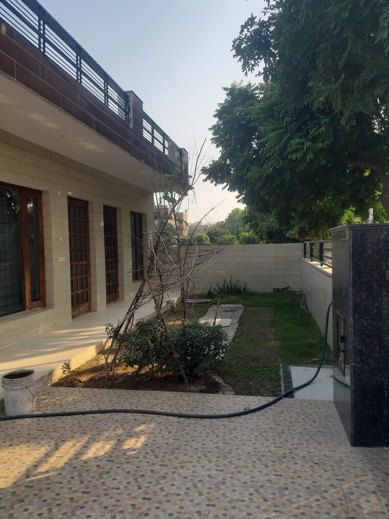 Exterior View, sector 39 3 Bedroom 4500 Sq.Ft. Independent House In Sector 39 Chandigarh 9327147