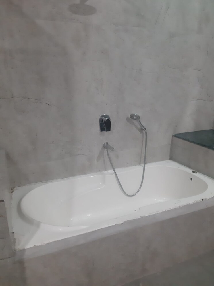 Bathroom, sector 39 3 Bedroom 4500 Sq.Ft. Independent House In Sector 39 Chandigarh 9327147