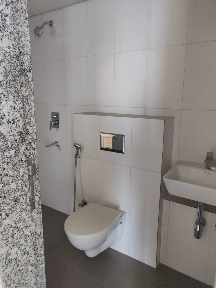 Bathroom, aerocity 2 Bedroom 1010 Sq.Ft. Builder Floor In Aerocity Mohali 9327143