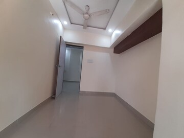 1 BHK Apartment For Rent in Goregaon West