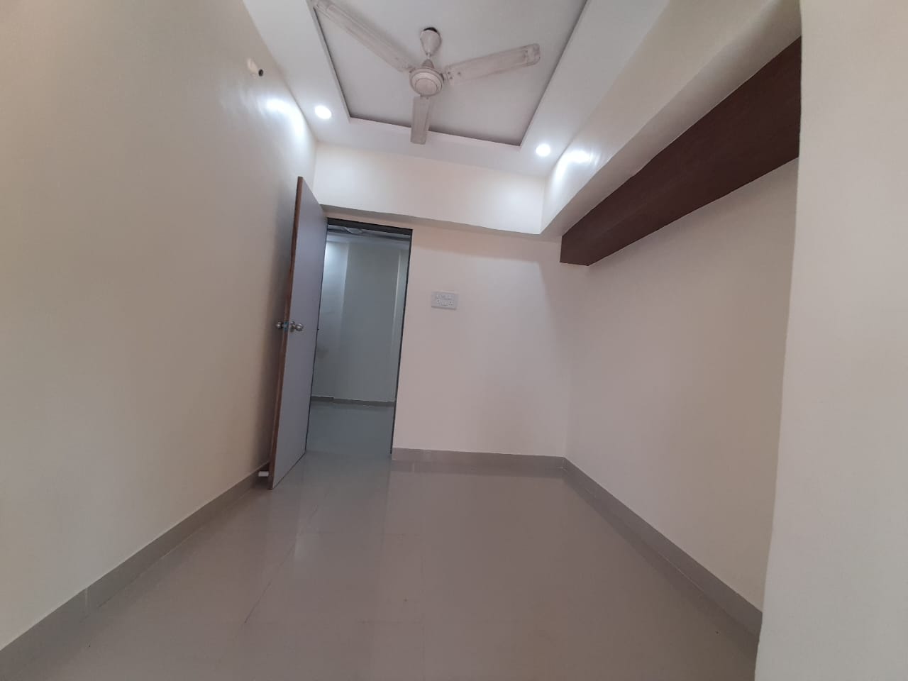 1 BHK Apartment For Rent in Vaikundham Aapartment Jaw