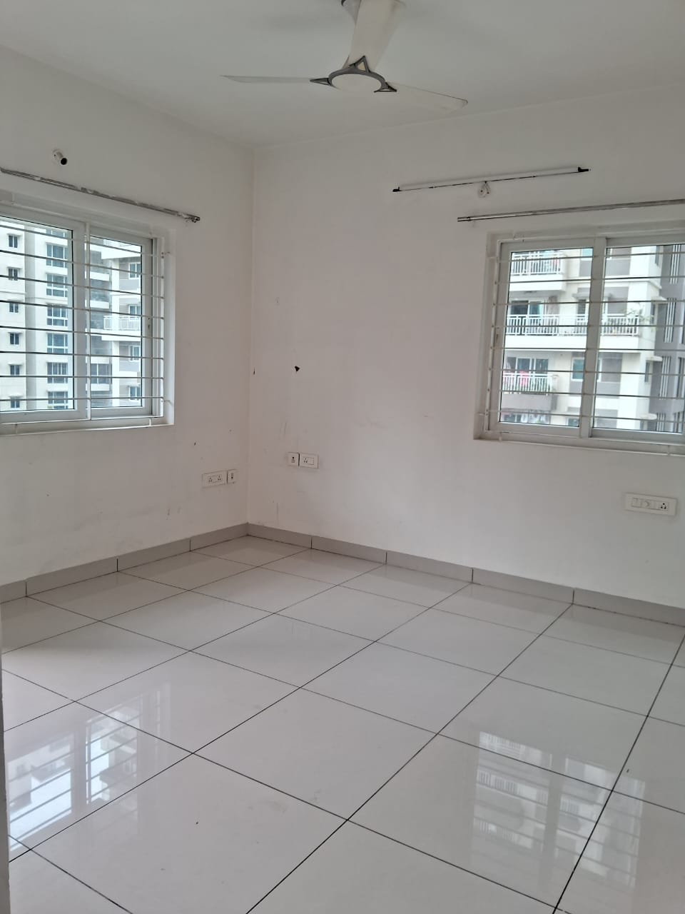 3 BHK + Pooja Room 1920 Sq.Ft. Apartment in Aparna Sarovar Grande