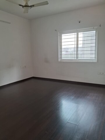 Room in 3 BHK Apartment at Aparna Sarovar Grande, Nallagandla – for Rent