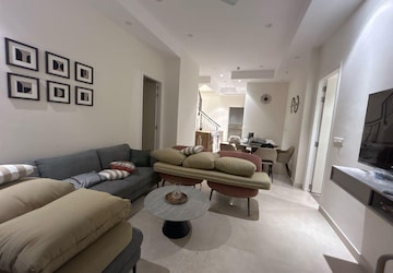 Team Area in 3 BHK Apartment at Indiabulls Sky Forest, Lower Parel – for Rent