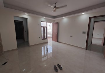 4 BHK Builder Floor For Sale in Green Fields Colony