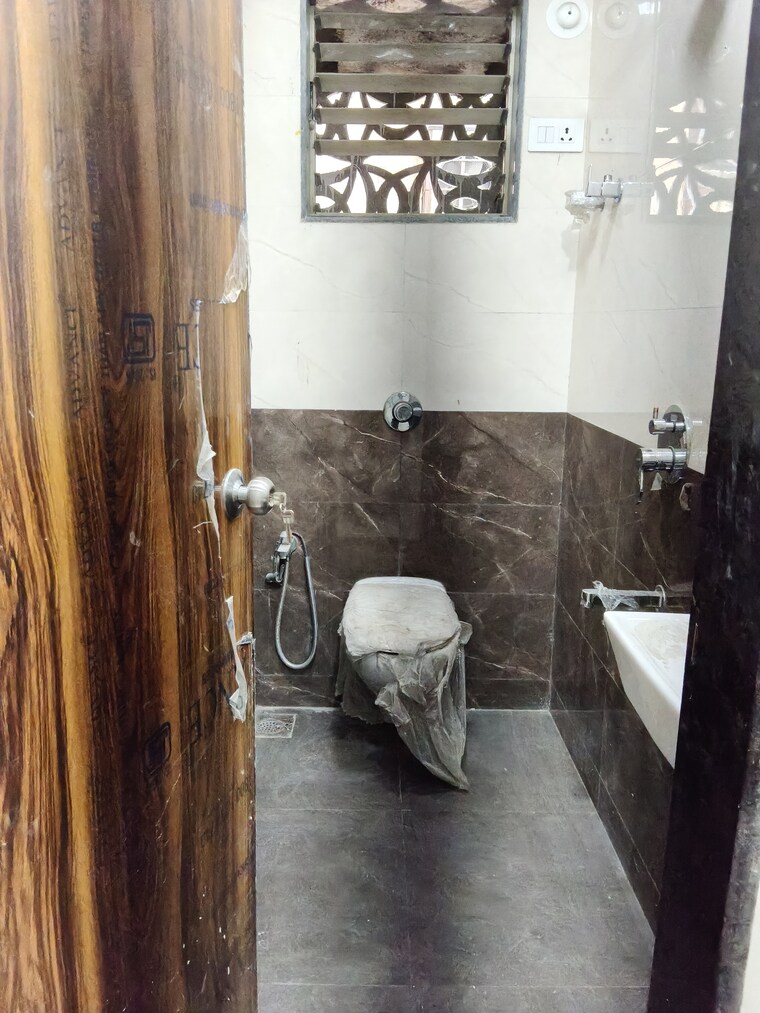 Bathroom, dream-arihant-oasis 1 Bedroom 450 Sq.Ft. Apartment In Ghatkopar East Mumbai 9327407