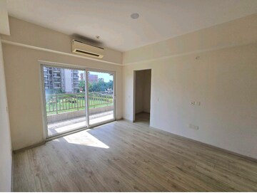 Room in 3 BHK Apartment at Adani M2K Oyster Grande, Sector 102 – for Sale