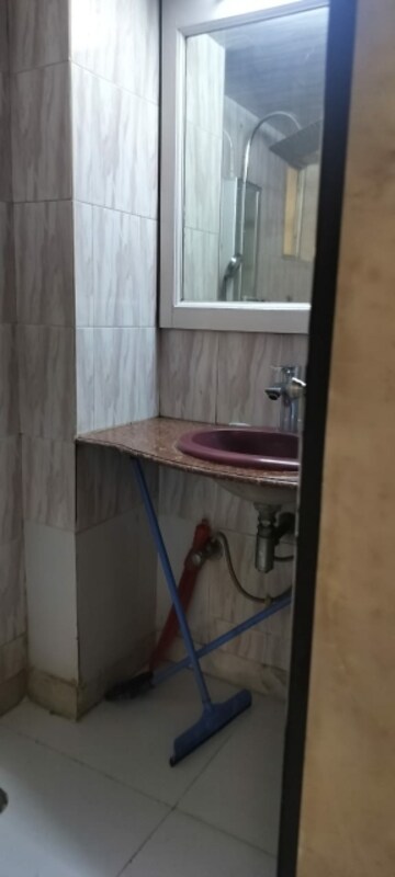 Furnished Amenities in 2 BHK Apartment at Powai Cosmopolitan CHS, Powai – for Rent