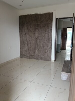 3 BHK Apartment For Rent in Pir Machalla