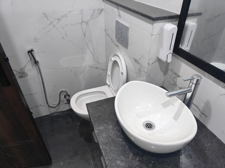 Team Area, sector 33a noida 4 Bedroom 2520 Sq.Ft. Apartment In Sector 33a Noida Noida 9327533