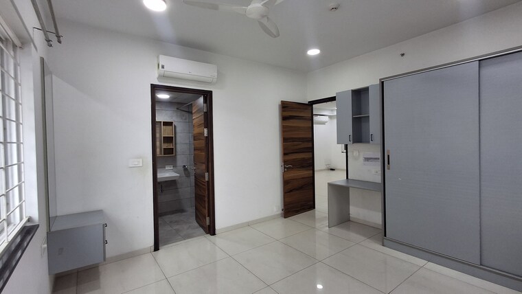 Room, jayabheri-the-summit 3 Bedroom 2075 Sq.Ft. Apartment In Narsingi Hyderabad 9327561