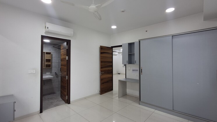 Room, jayabheri-the-summit 3 Bedroom 2075 Sq.Ft. Apartment In Narsingi Hyderabad 9327561