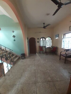 Parking in 5 BHK Independent House at Behala – for Sale