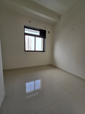Room in 3 BHK Apartment at Runwal Eirene, Balkum Pada – for Sale