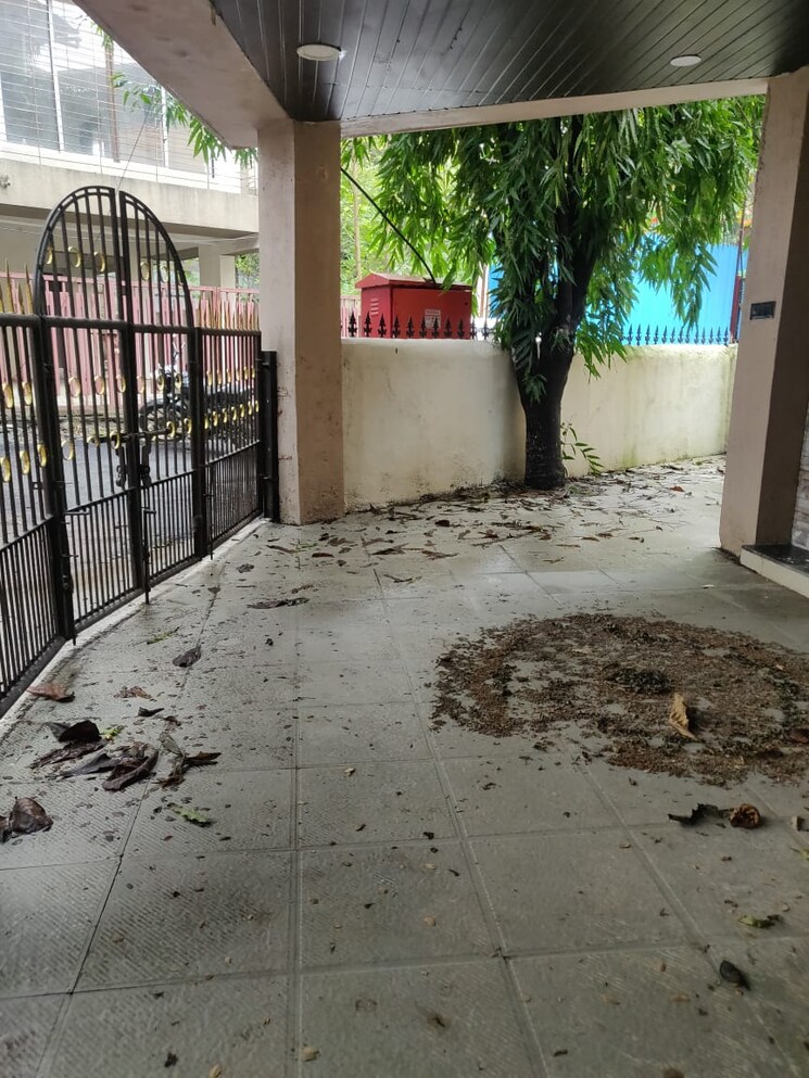 Room, kalyan west 5 Bedroom 3203 Sq.Ft. Independent House In Kalyan West Thane 9327624