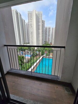 3 BHK Apartment For Sale in Runwal Eirene, Balkum Pada