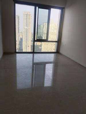 Room in 3 BHK Apartment at Piramal Mahalaxmi, Mahalaxmi – for Rent