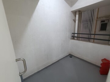 Room in 2 BHK Apartment at Godrej 24, Hinjewadi – for Rent