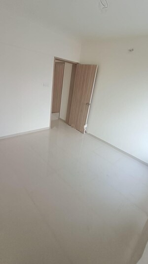 Room in 2 BHK Apartment at VTP HiLife, Wakad – for Rent