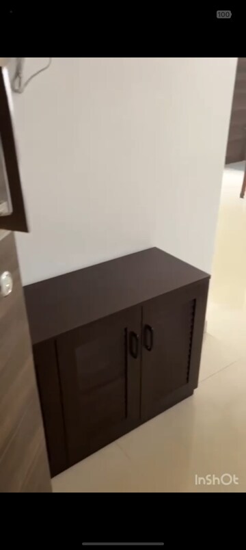 Room in 1 BHK Apartment at Kanakia Rainforest, Andheri East – for Rent