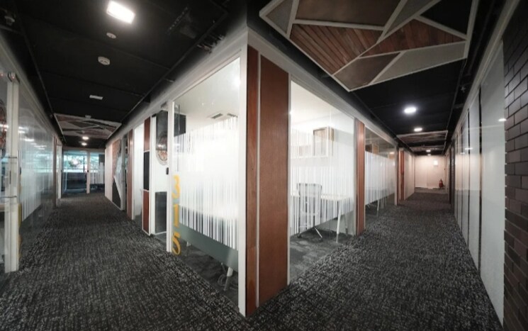  Parking, indiranagar Commercial Office Space 3600 Sq.Ft. In Indiranagar Bangalore 9327655