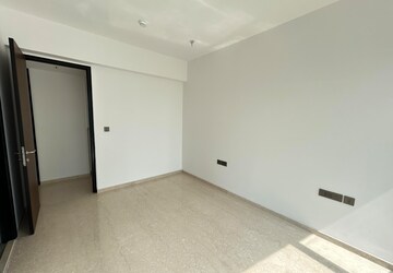 Room in 3 BHK Apartment at Lodha The Park, Worli – for Rent