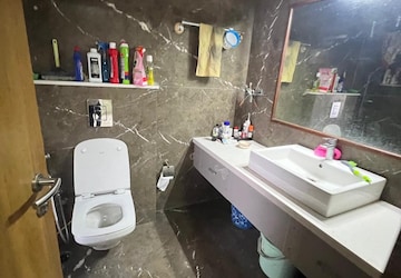 Attached Bathroom in 4 BHK Apartment at Banashankari – for Sale