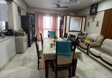 Living Room in 4 BHK Apartment at Banashankari – for Sale