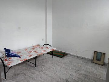 Bedroom in 1 BHK Builder Floor at Sai Kutir Sector 49, Sector 49 – for Rent