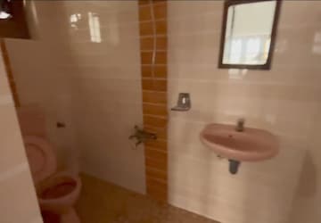 Bathroom in 4 BHK Independent House at Kuttoor – for Sale