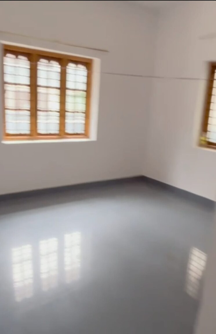 Room, kuttoor 4 Bedroom 2100 Sq.Ft. Independent House In Kuttoor Thrissur 9327800