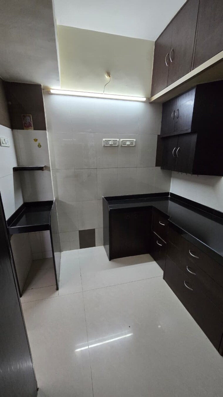 Kitchen, borbhat-sra-society 1 Bedroom 440 Sq.Ft. Apartment In Borivali West Mumbai 9327815