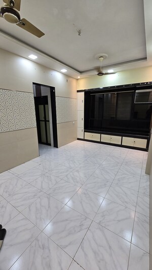 Room in 1 BHK Apartment at Borbhat SRA Society, Borivali West – for Rent