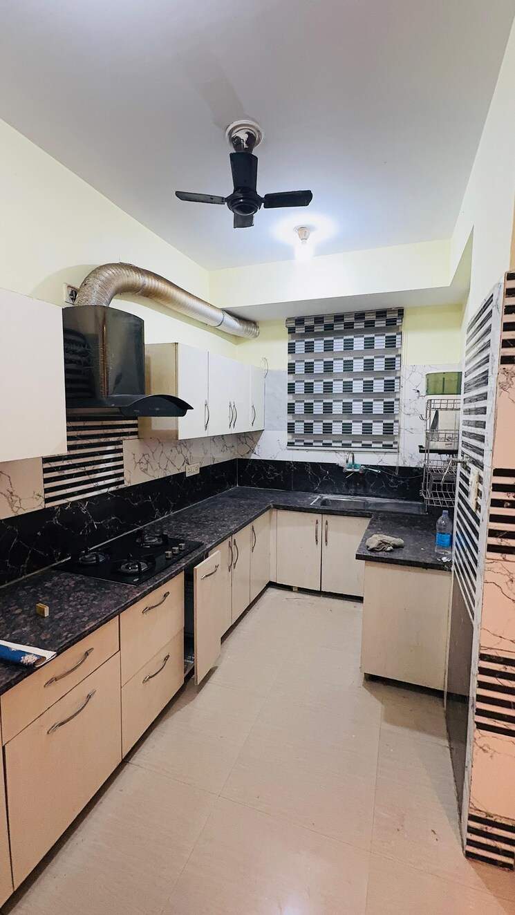 Kitchen, nk-sharma-savitry-greens 2 Bedroom 1360 Sq.Ft. Apartment In Lohgarh Zirakpur 9327968