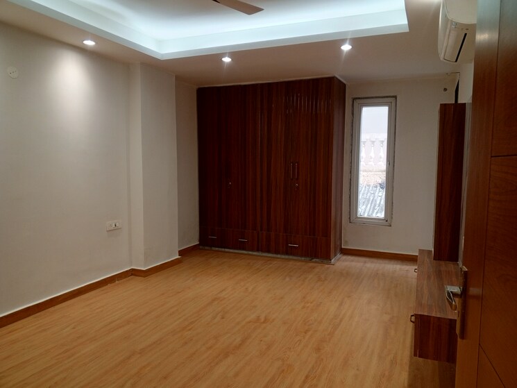 Room, ansal-sushant-lok-i 4 Bedroom 215 Sq.Ft. Builder Floor In Sector 43 Gurgaon 9328030