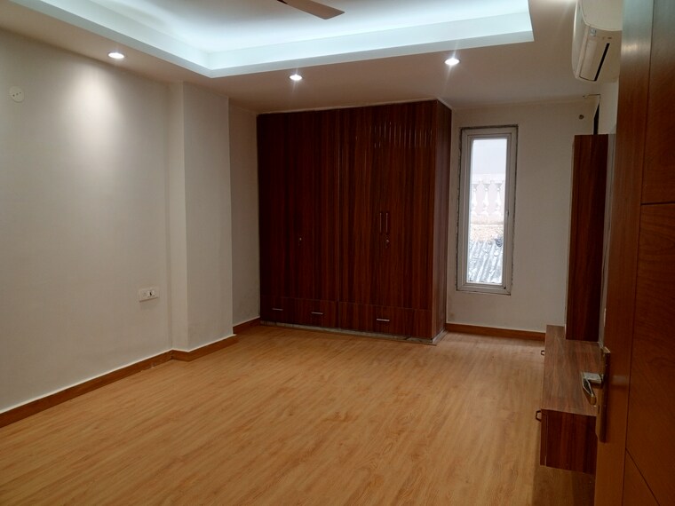 Room, ansal-sushant-lok-i 4 Bedroom 215 Sq.Ft. Builder Floor In Sector 43 Gurgaon 9328030