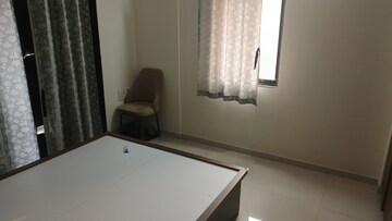 Room in 1 BHK Apartment at Raunak Delight, Owale – for Rent