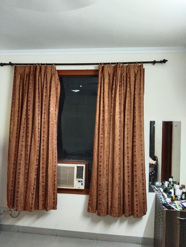 Living Room, penta-homes 2 Bedroom 1300 Sq.Ft. Apartment In Vip Road Zirakpur 9328127