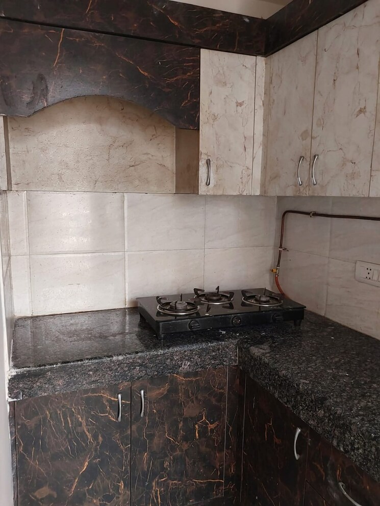 Kitchen, gaur-city-2 3 Bedroom 1385 Sq.Ft. Apartment In Gaur City 2 Greater Noida 9328085