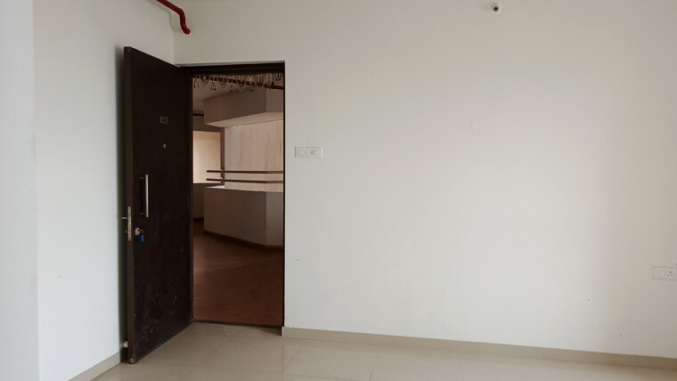 Room, bhagwati-belmont 1 Bedroom 410 Sq.Ft. Apartment In Haware City Thane 9328078