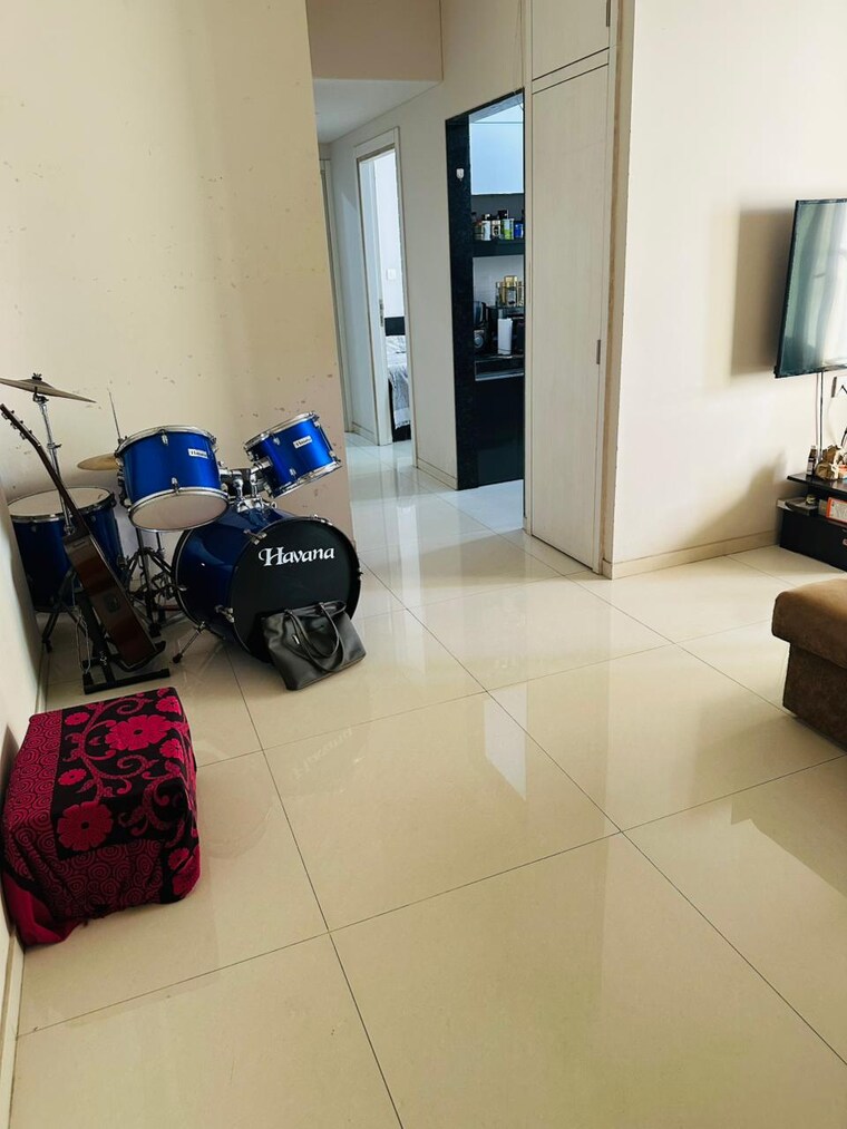 Living Room, rustomjee-azziano-wing-e 2 Bedroom 828 Sq.Ft. Apartment In Thane West Thane 9328099