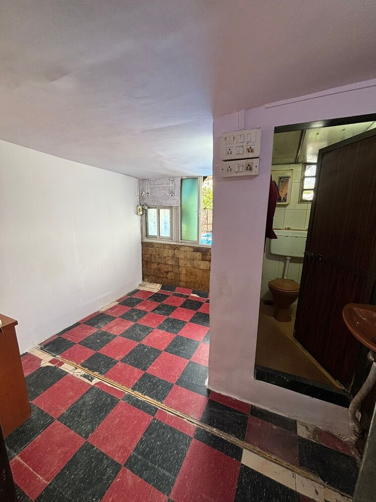 Other, bandra west 2 Bedroom 750 Sq.Ft. Apartment In Bandra West Mumbai 9328165