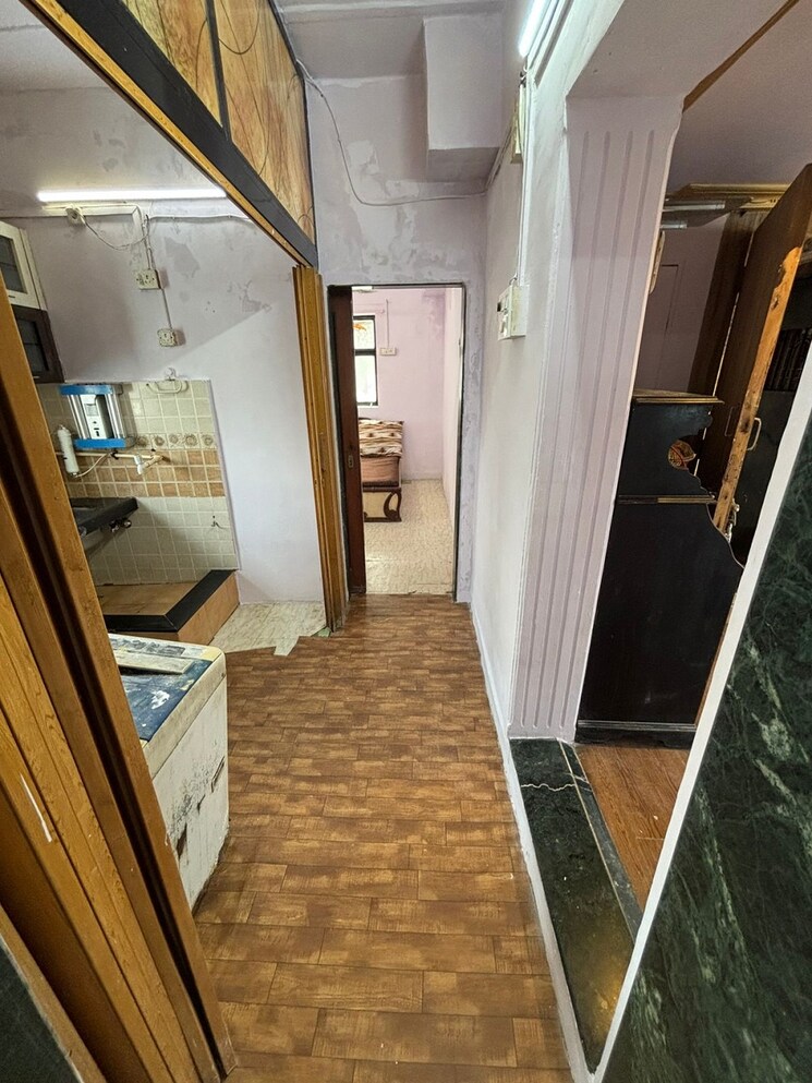 Other, bandra west 2 Bedroom 750 Sq.Ft. Apartment In Bandra West Mumbai 9328165