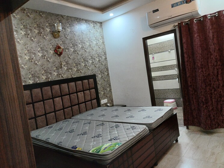 Bedroom, aura-homes 3 Bedroom 1800 Sq.Ft. Apartment In Patiala Road Zirakpur 9328235