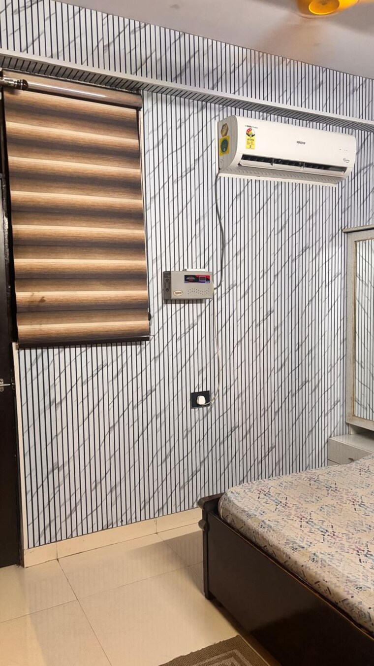 Master Bedroom, sector 1 greater noida 3.5 Bedroom 1600 Sq.Ft. Builder Floor In Sector 1 Greater Noida Greater Noida 9328241