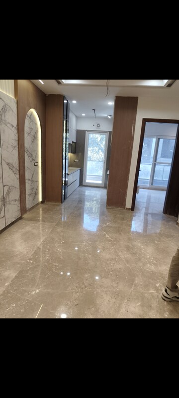 Room in 3 BHK Builder Floor at Paschim Vihar – for Sale