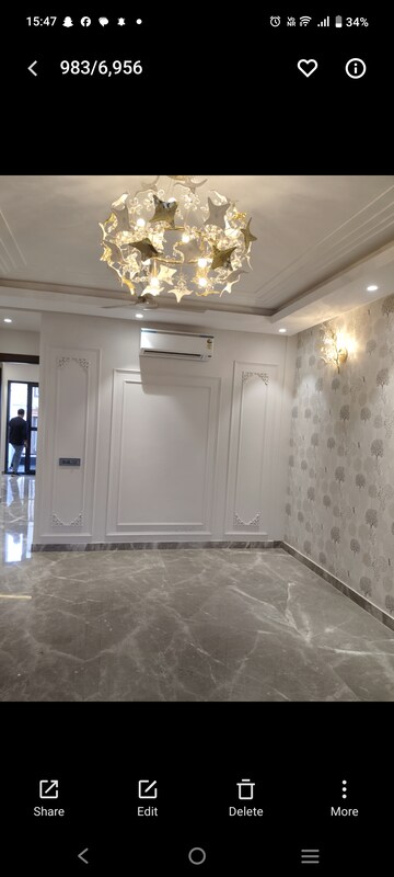 Room in 3 BHK Builder Floor at Paschim Vihar – for Sale