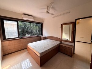 Bedroom in 2 BHK Apartment at Bandra West – for Rent