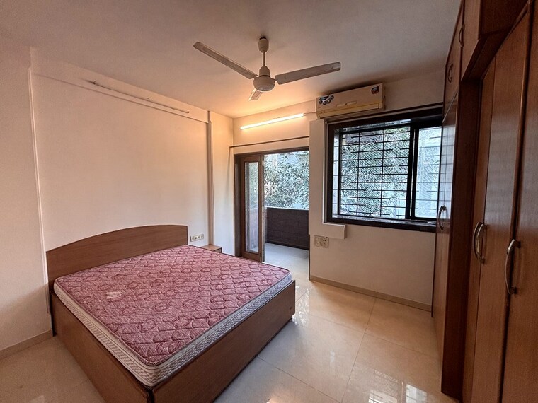 Bedroom, bandra west 2 Bedroom 750 Sq.Ft. Apartment In Bandra West Mumbai 9328286
