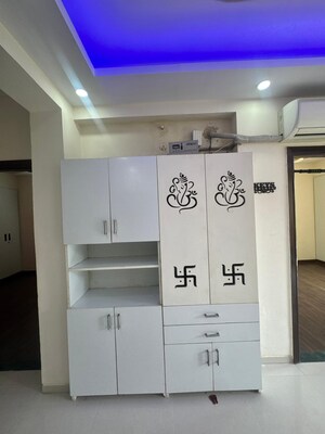 Room in 3 BHK Apartment at BPTP Parkland Pride, Sector 77 – for Sale